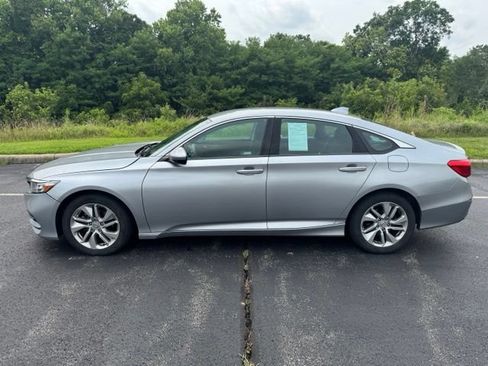 Used 2019 Honda Accord LX image 6