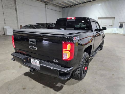 Used 2017 Chevrolet Silverado 1500 LTZ Z71 w/ Redline Edition AWD/4WD image 12
