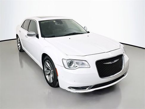 Used 2017 Chrysler 300 C w/ Safetytec Plus Group image 1