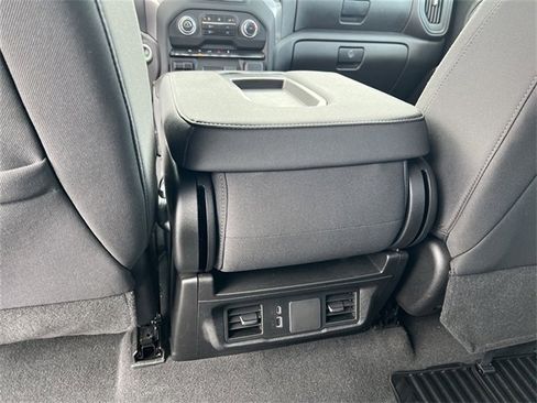Certified 2024 Chevrolet Silverado 1500 Custom image 19