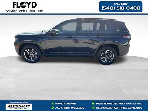 New 2024 Jeep Grand Cherokee Trailhawk w/ Advanced Protech Group II image 6