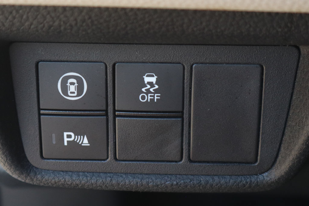 Used 2018 Honda Accord Touring image 23
