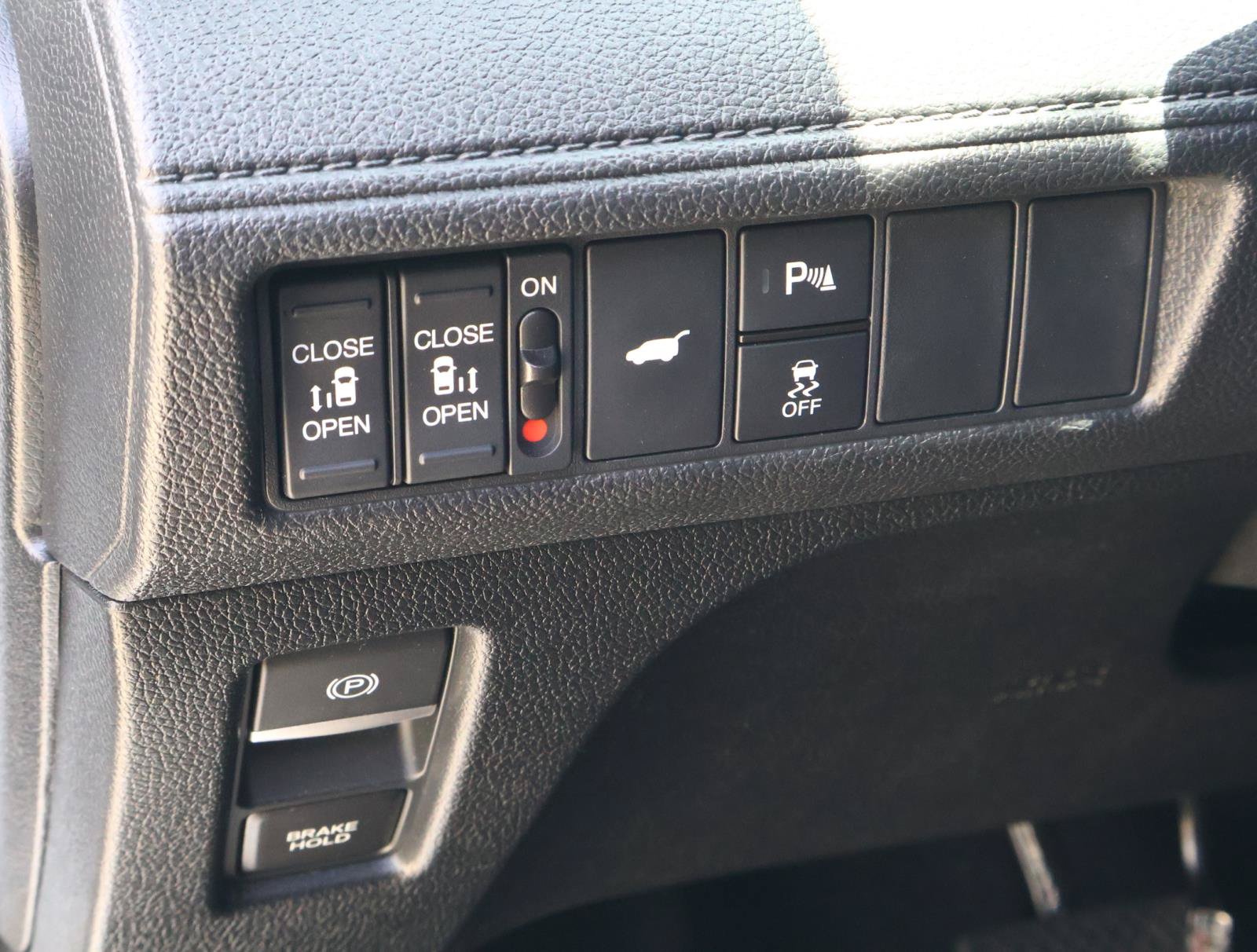 Used 2025 Honda Odyssey Elite image 24