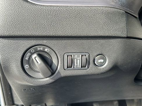 Used 2023 Dodge Charger SXT w/ Cold Weather Package RWD image 13