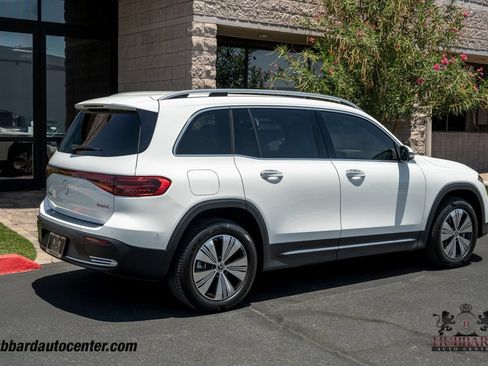 Used 2025 Mercedes-Benz EQB 250+ image 8