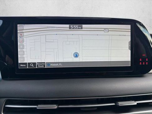 Used 2024 Hyundai Palisade SEL w/ Premium Package FWD image 11