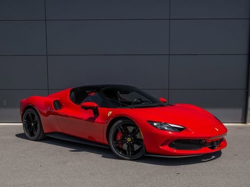 Certified 2025 Ferrari 296 GTS RWD image 5