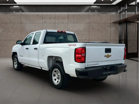 Used 2017 Chevrolet Silverado 1500 W/T AWD/4WD image 3