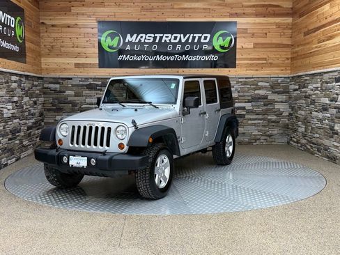 Used 2012 Jeep Wrangler Unlimited Sport image 4