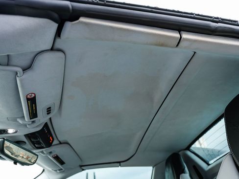 Used 2022 Chevrolet Corvette Stingray Premium Conv w/ Z51 Performance Package image 14