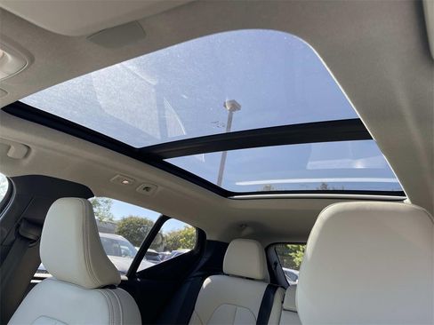 New 2026 Volvo XC40 B5 Plus w/ Protection Package Premier image 25