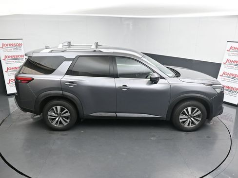 Used 2023 Nissan Pathfinder SL image 33