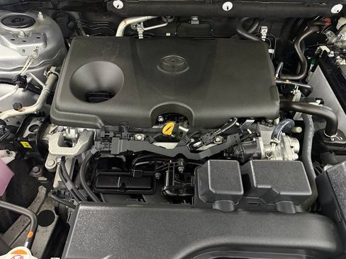 Used 2025 Toyota RAV4 LE FWD image 29