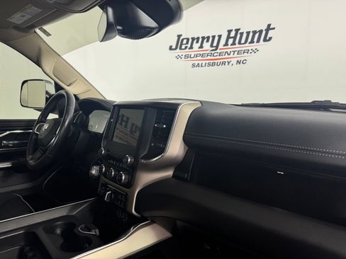 Used 2021 RAM 1500 Laramie AWD/4WD image 36
