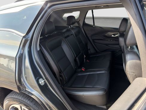 Used 2021 GMC Terrain SLT w/ Infotainment Package II image 19