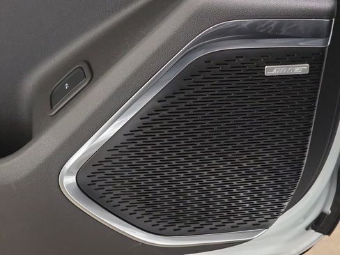 New 2026 GMC Acadia Denali image 32