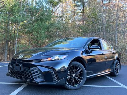New 2026 Toyota Camry SE w/ Convenience Package