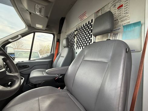 Used 2019 Ford Transit 150 Medium Roof image 28