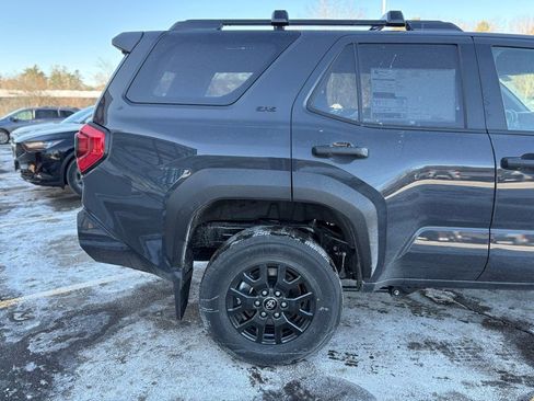 New 2026 Toyota 4Runner SR5 image 8
