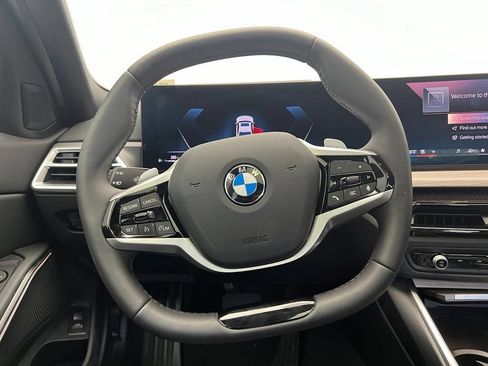 Used 2025 BMW 330i Sedan RWD image 17