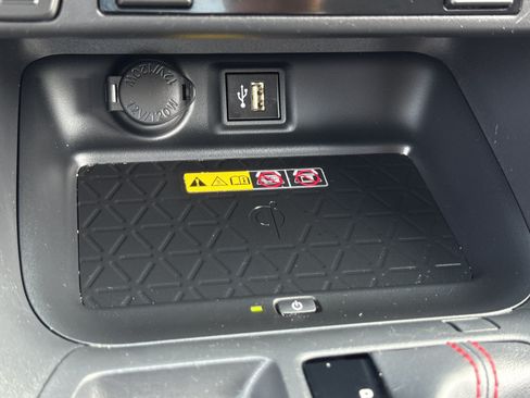 Used 2024 Toyota RAV4 XSE AWD/4WD image 27