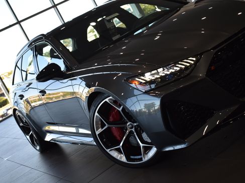 New 2026 Audi RS 6 performance image 3