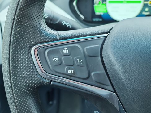 Used 2020 Chevrolet Bolt LT image 19