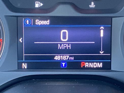 Used 2021 Chevrolet Camaro LT RWD image 12