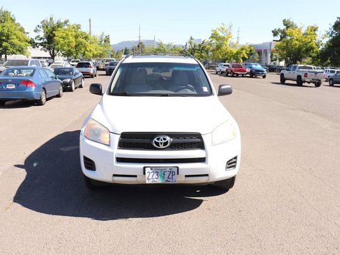 Used 2012 Toyota RAV4 4WD w/ Upgrade Value Pkg image 2