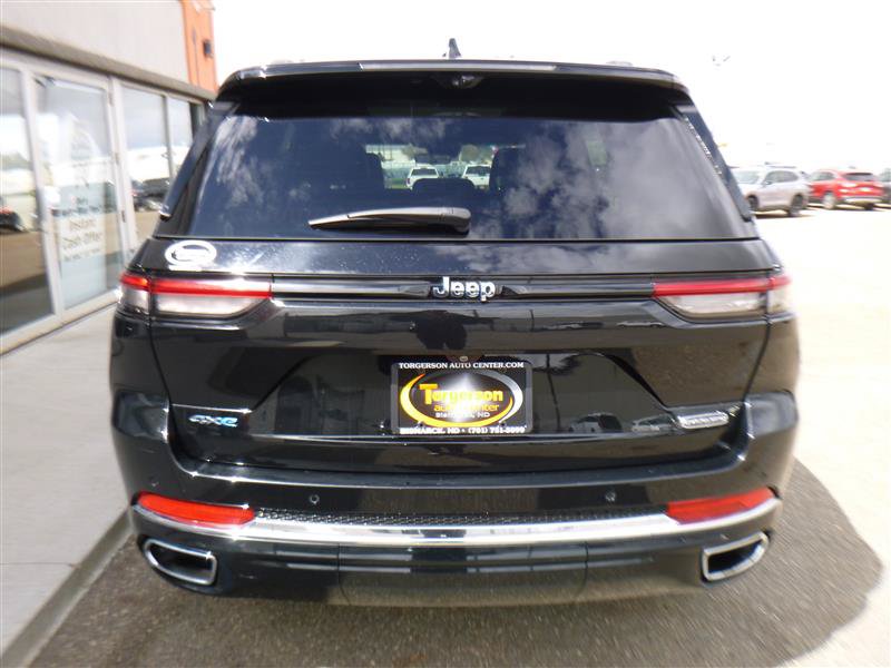 Used 2023 Jeep Grand Cherokee Overland w/ Advanced Protech Group III AWD/4WD image 21