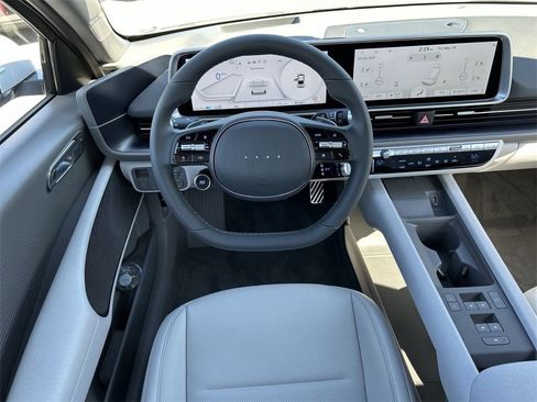 New 2025 Hyundai Ioniq 6 Limited image 4