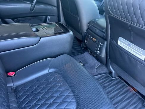 Used 2021 INFINITI QX80 Sensory w/ All-Season Package image 19