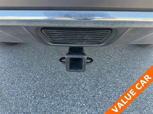 Used 2018 Nissan Rogue SL w/ Premium Package image 16