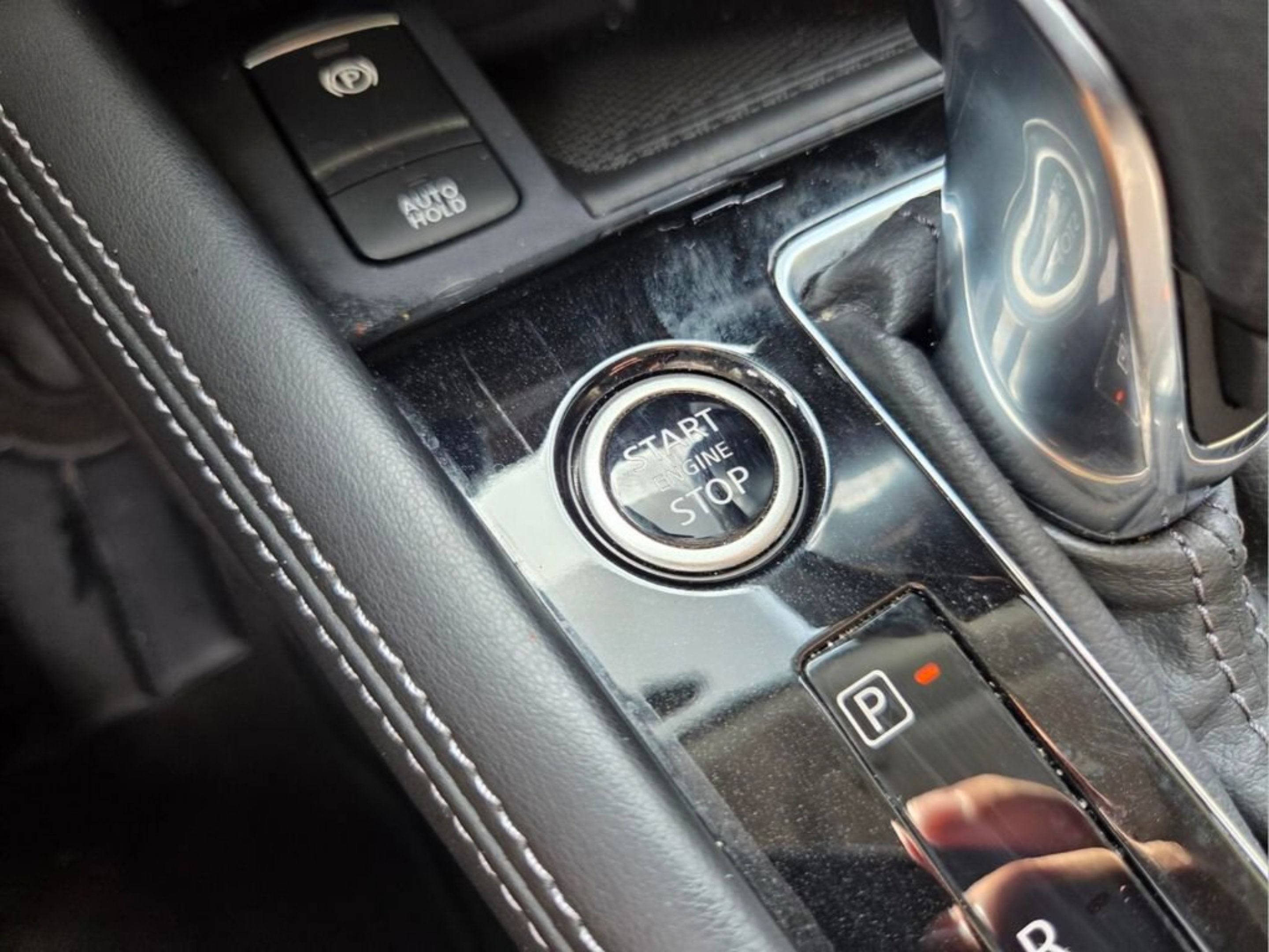 Used 2024 Nissan Kicks SV FWD image 23