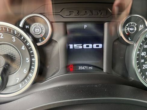 Used 2022 RAM 1500 Big Horn AWD/4WD image 10