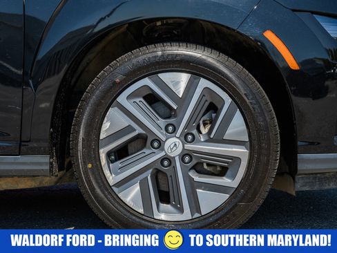 Used 2023 Hyundai Kona SEL FWD image 15