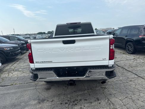 Used 2022 Chevrolet Silverado 2500 LT AWD/4WD image 7