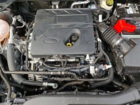 Certified 2020 Ford Escape SE image 29