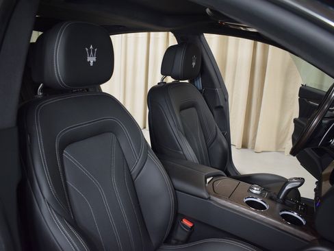 Certified 2022 Maserati Quattroporte Modena Q4 image 23