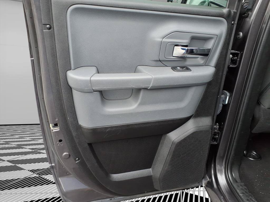 Used 2024 RAM 1500 Classic SLT AWD/4WD image 20