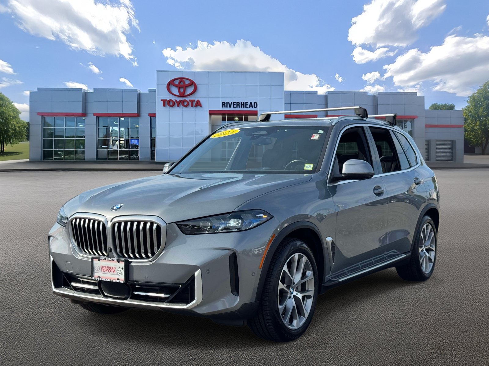 Used 2024 BMW X5 xDrive40i AWD/4WD image 1