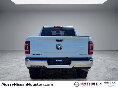 Used 2022 RAM 2500 Laramie AWD/4WD image 6