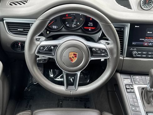 Used 2018 Porsche Macan AWD/4WD image 14