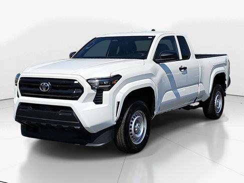 Used 2024 Toyota Tacoma SR RWD image 11