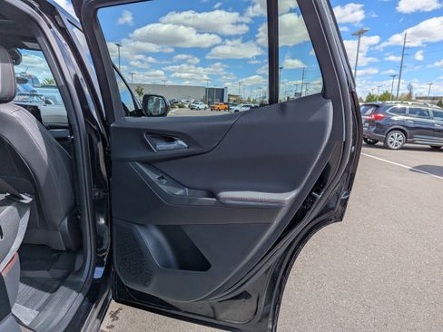 Certified 2026 Chevrolet Equinox RS w/ Convenience Package III image 42