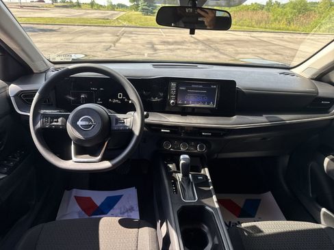 Certified 2025 Nissan Kicks S AWD/4WD image 13