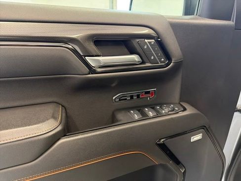 Used 2024 GMC Sierra 1500 AT4 w/ Technology Package AWD/4WD image 38