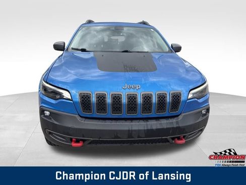Used 2019 Jeep Cherokee Trailhawk AWD/4WD image 9