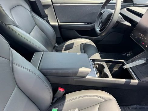 Used 2025 Tesla Model 3 Long Range RWD image 6