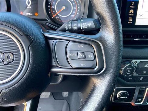 Certified 2026 Jeep Wrangler Sport AWD/4WD image 18